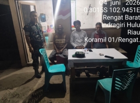 Dalam Patroli Babinsa Koramil 01/Rengat Juga Jalankan Komsos Kewarganya