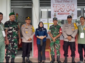 Danramil 01/Rengat , Kasad Bimas Polres dan Camat Tinjau TPS Untuk Memastikan Pilkada  Berjalan Lancar