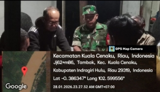 Tingkatkan Kewaspadaan  Sistem Keamanan Wildes, Babinsa Aktif Komsos Kunjungi Pos Kamling  Desa Binaan