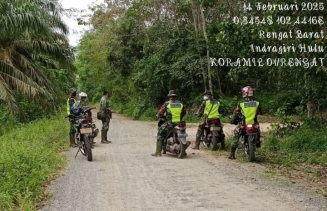 Peduli Terhadap Karhutla Babinsa Sosialisasi Dan Patroli Di Wilayah Desa Binaan.