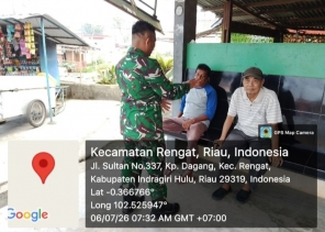 Ciptakan Kamtibmas yang Kondusif, Babinsa Koramil 01/Rengat Intensifkan Patroli Malam