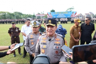 Kapolda Riau Pimpin Apel Gelar Pasukan Operasi Keselamatan Lancang Kuning 2025.