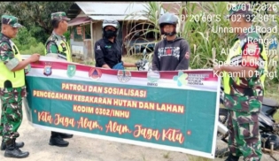 Patroli Karhutla Babinsa Pastikan Wilayah Desa Rantau Mapesai  Tetap Aman
