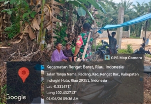 Komsos Sebagai Sarana Komonikasi Antara Babinsa Dengan Masyarakat Agar Terlihat Akrab