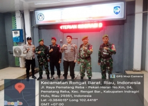 Personil Babinsa Koramil 01/Rengat Patroli Malam Sambangi Rutan Kelas IIB Rengat