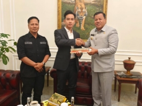 Bupati Suhardiman Amby Kunjungi Istana Wakil Presiden Gibran Rakabuming Usulan Pacu Jalur Mendatang ‎