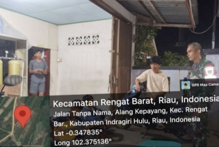 Babinsa Koramil 01/Rengat Tingkatkan Patroli Malam untuk Ciptakan Wilayah Aman dan Kondusif