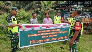 Babinsa Desa Rawa Bangun Laksanakan Sosialisasi dan Patroli Karhutla
