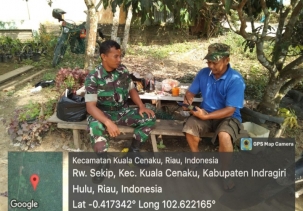 Suasana Harmonis Tercipta Saat Babinsa Komsos Di Rumah Warga Binaan