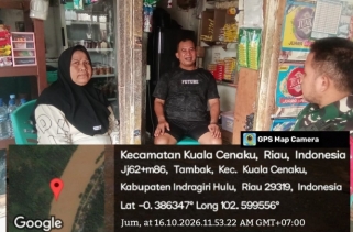 Babinsa Silaturahmi dan Komsos ke Warung Kecil Milik Salah Satu Warga Binaan