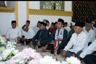 Ustaz Abdul Somad Ceramah Agama Di Mesjid Agung Ahmad Bakrie Kisaran