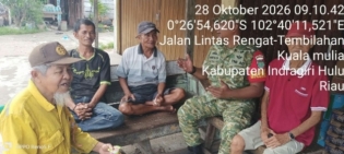 Pererat Hubungan TNI dan Masyarakat, Babinsa Koramil 01/Rengat Aktif Komsos di Desa Kuala Mulia