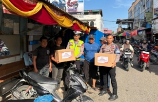 Dari Pasar Rakyat hingga Pelosok Negeri, Sentuhan Kepedulian Polda Riau Hadir di Hari Bhayangkara ke-80