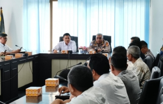 Ditlantas Polda Riau Bahas Pemasangan Portal Pembatas Truk Bertonase Besar di Air Molek