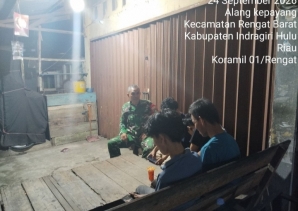 Dengan Babinsa Koramil 01/Rengat Seringnya Melakukan Patroli Malam Warga Aman
