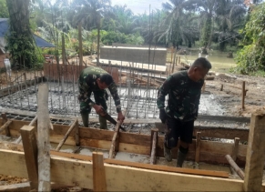 Pentingnya Sinergi TNI dan Rakyat Satgas Kodim 0302/Inhu Dapat Kebut Pembangunan Jembatan Gantung Garuda