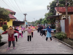 Pejuang Kesehatan RW 20 Primkopad Dengan Senam Pagi Sehat