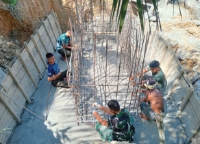 Kebut Pengecoran Pondasi Jembatan Gantung Garuda Oleh Satgas Jbtaan Agar Percepat Konektivitas Antardesa