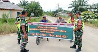 Patroli Babinsa Ingatkan Kepada Masyarakat Bahwa Pencegahan Lebih Baik Dari Pemadaman.