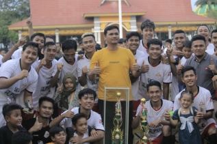 Tutup Remako Cup I, Ketua DPRD Apresiasi Sportivitas Pemain.