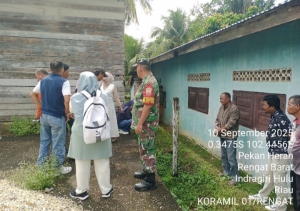 Babinsa Desa Pekan Heran Lakukan Peninjauan Titik Nol Pembuatan Parit Bersama Perangkat Desa Dan Kecamatan