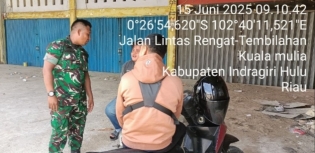 Monitor Perkembangan Wilayah  Babinsa Jalankan Komsos Untuk Keakraban antara TNI dan Rakyat