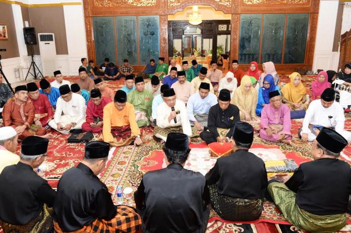 Gubri Bakal Dianugerahi Gelar Datuk Setia Amanah