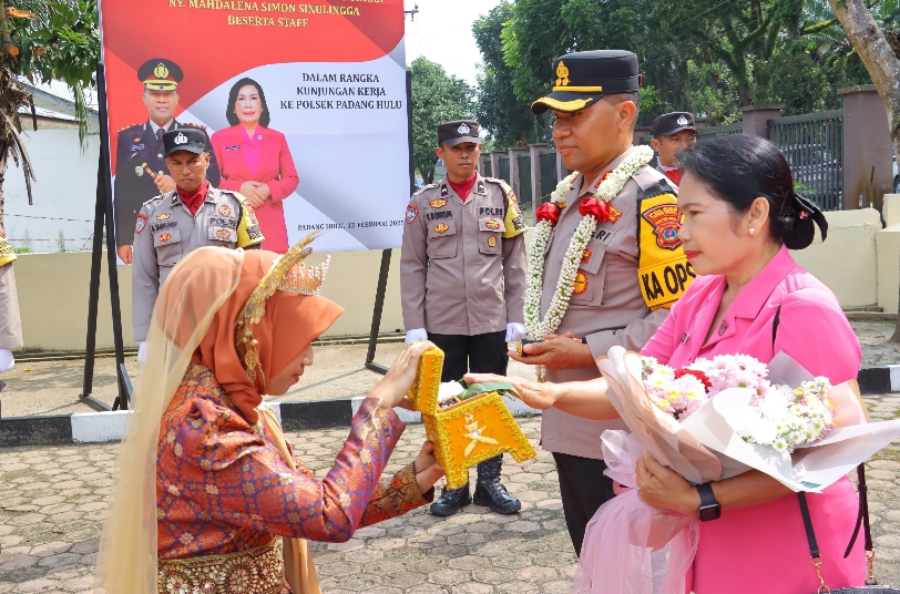 Kunker ke Polsek Padang Hulu, Kapolres Pastikan Pelaksanaan Tugas Kepolisian Berjalan Sesuai SOP