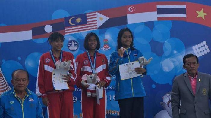 Azzahra Sumbang Emas di Kejuaraan Renang di ASG 2016 Thailand