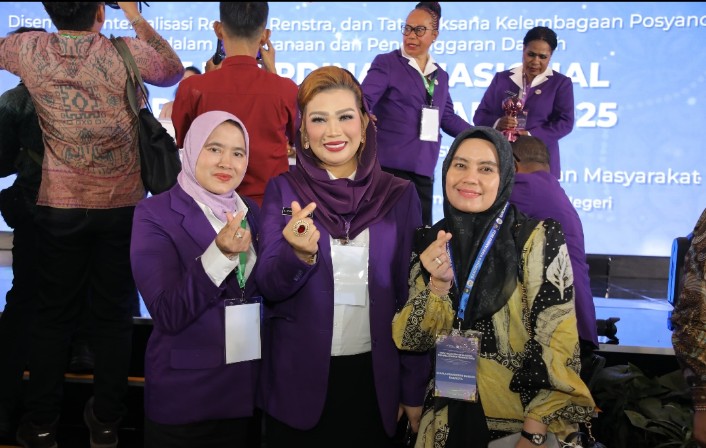 Ketua Pembina Posyandu Kabupaten Asahan Hadiri Rakornas 2025