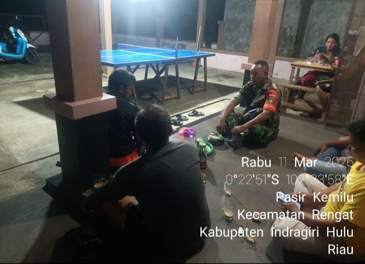 Pantau Wilayah Binaan Babinsa Koramil /01Rengay Temui Salah Satu Warganya