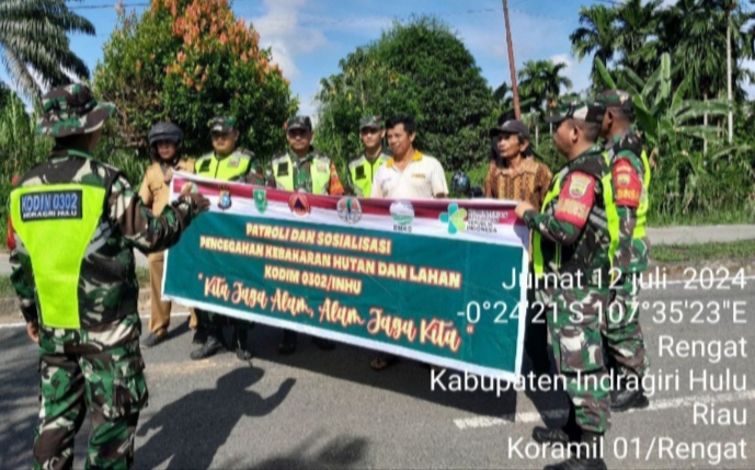 Cegah Karlahut Babinsa Koramil 01/Rengat Terus Patroli, Sosialisasi