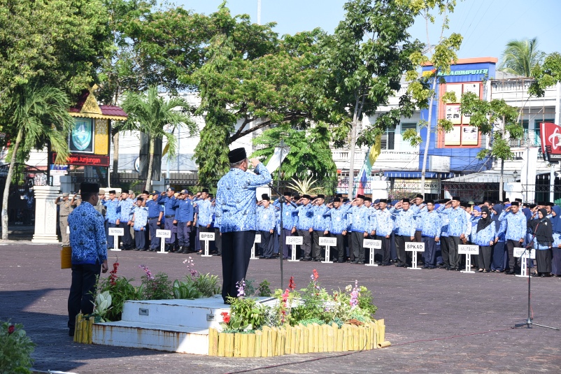 Bupati Amril Mukminin: “ASN Jangan Unggah Dukungan ke Salah Satu Paslon di Medsos”