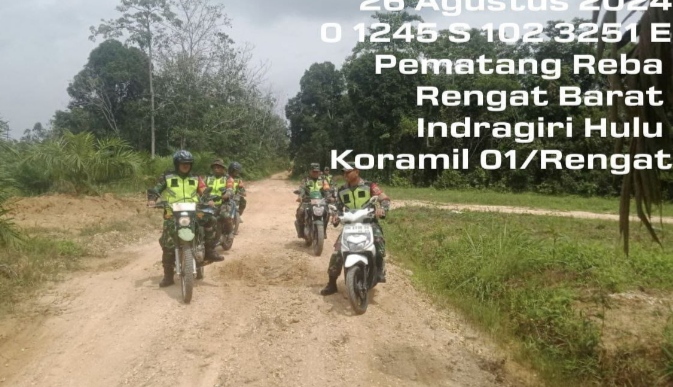 Giat Patroli Dan Sosialisasi Karhutla Anggota Koramil 01/Rengat Kodim 0302/Inhu Kemasyarakat.