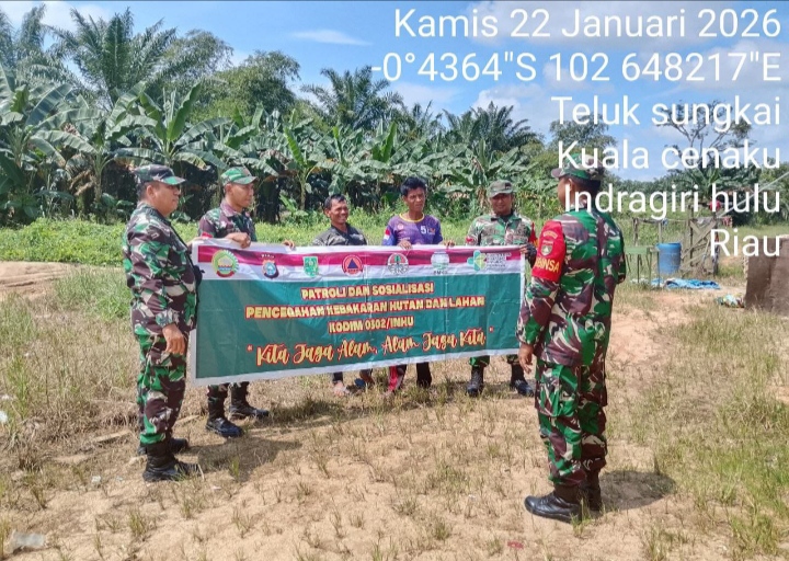 Lakukan Antisipasi Karhutla, Babinsa Koramil 01/Rengat Patroli Wilayah Dianggap Rawan