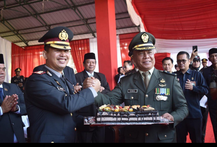 Dandim 0302/Inhu Diwakili Kasdim  Hadiri Upacara Memperingati HUT Bhayangkara Ke -79 Tahun 2025