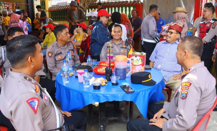 Wakapolres Tebing Tinggi Hadiri Perayaan HUT Dewa Seng Ong Kong di Vihara Avalokitesvara