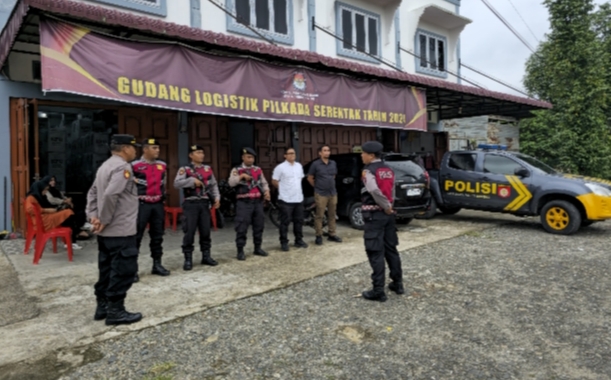 Polres Tebing Tinggi Kawal Pengiriman Logistik ke KPU Provinsi Sumut