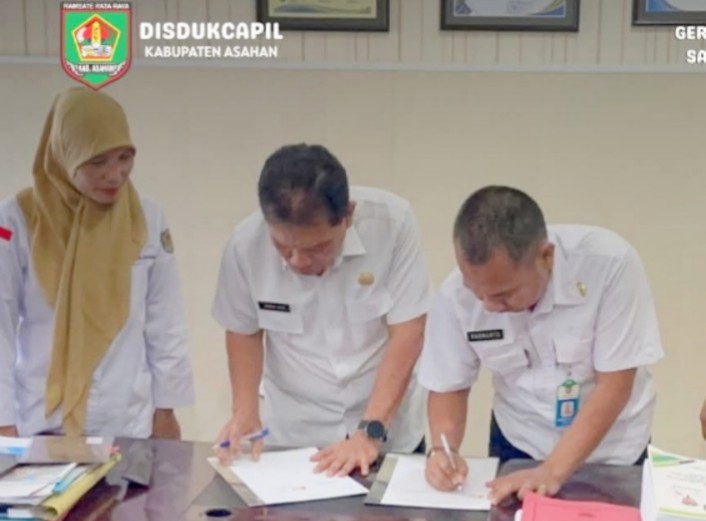 Disdukcapil Kabupaten Asahan Gelar Kerjasama Dengan Dinas Sosial Kabupaten Asahan Terkait DTSEN