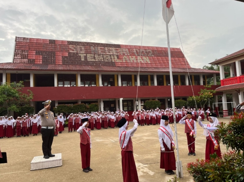 Police Goes To School, Satlantas Polres Inhil Berikan Pembekalan Tertib Lalu Lintas Usia Dini