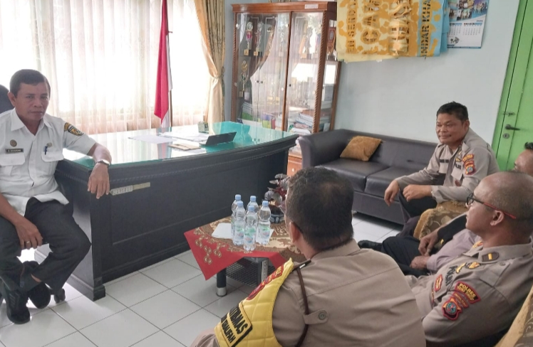 Pererat Sinergi, Kapolsek Bandar Khalipah Kunjungan ke Kantor Camat dan Koramil 12/BKH