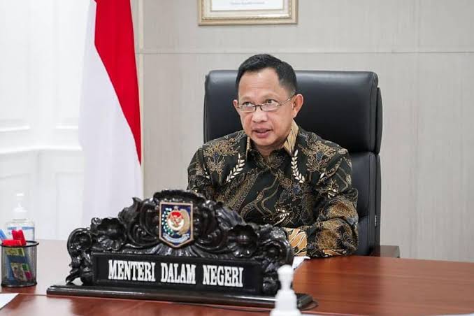 Mendagri Larang Kepala Daerah Lakukan Mutasi Pejabat Jelang Pilkada 2024