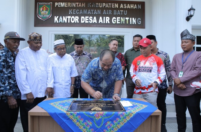 Wakil Bupati Asahan Resmikan Kantor Balai Desa Air Genting