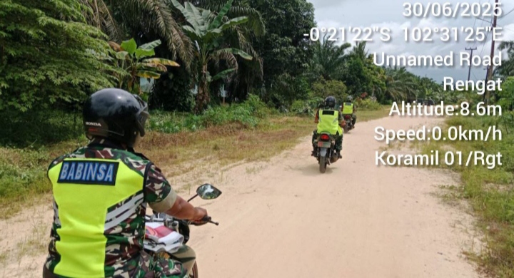 Babinsa Koramil 01/Rengat Lakukan Patroli Karhutla Karena Sudah Menunjukan Cuaca Panas