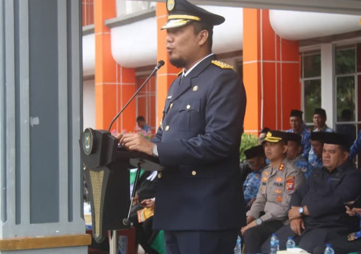 Bupati Sentil Soal Ojol Dan Peti  Saat Sambutanya Pada Upacara Hari Kesadaran Nasional Dan Hari Perhubungan Tahun 2025.