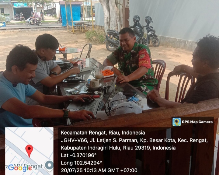 Jalankan Komsos Babisa Koramil 01/Rengat Kodim 0302/inhu Temui Warga Desa Binaan.