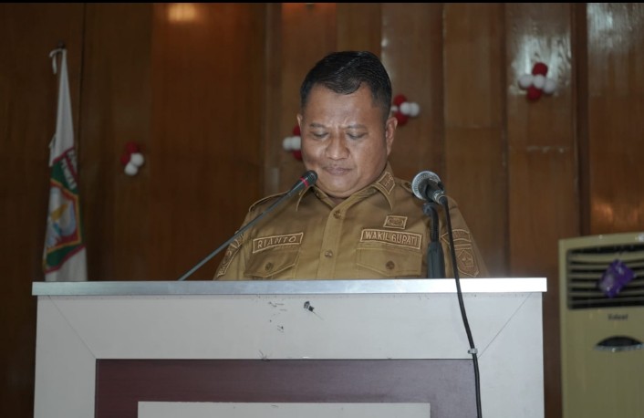 Wakil Bupati Asahan Sampaikan Penjelasan Pemerintah Atas Pandangan Fraksi-Fraksi DPRD