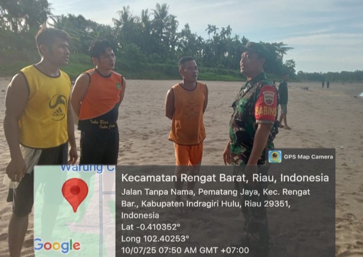 Jaga Hubungan Baik Dengan Warga,Babinsa Lakukan Komsos Saat Bincang Santai Dengan Warga Binaan
