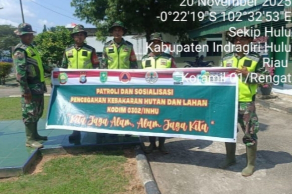 Anggota Koramil 01/Rengat Rutin Lakukan Patroli dan Sosialisasi Karhutla