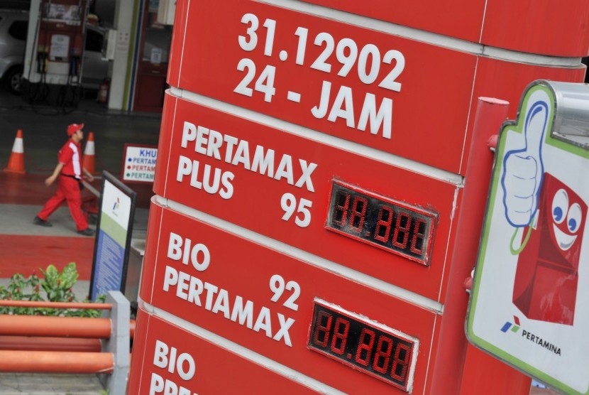 Pertamina Turunkan Harga Pertamax